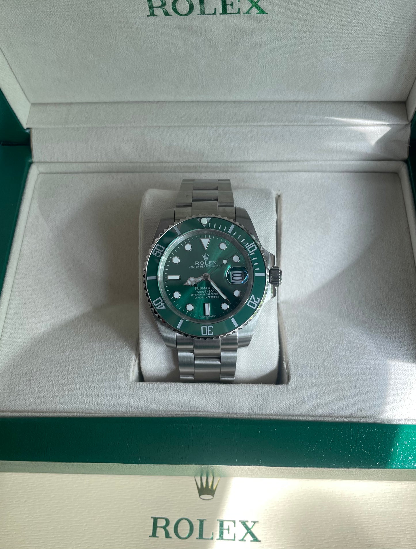 Rolex - Submariner Hulk (Date)