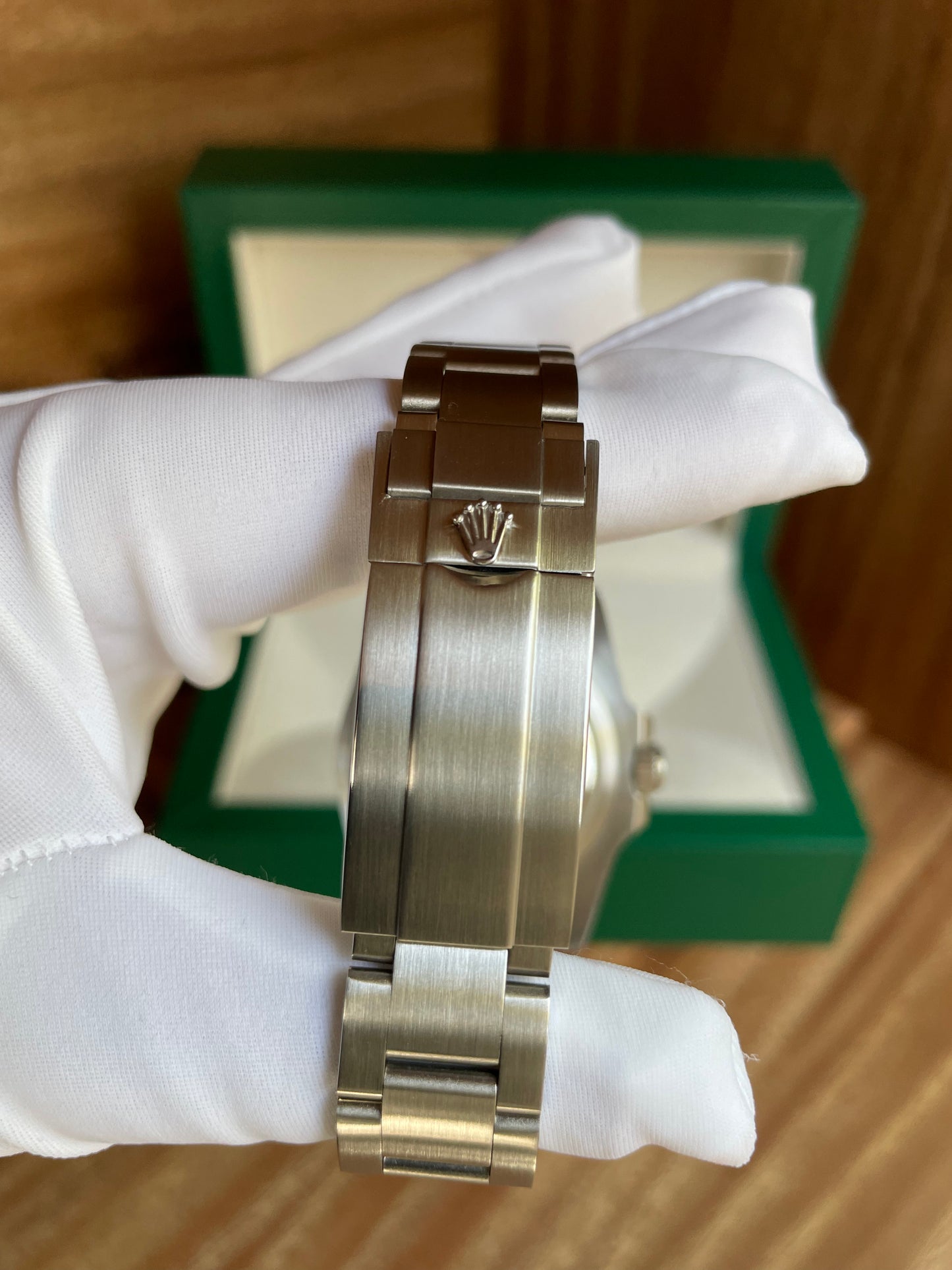 Rolex - Explorer Polar (Date)