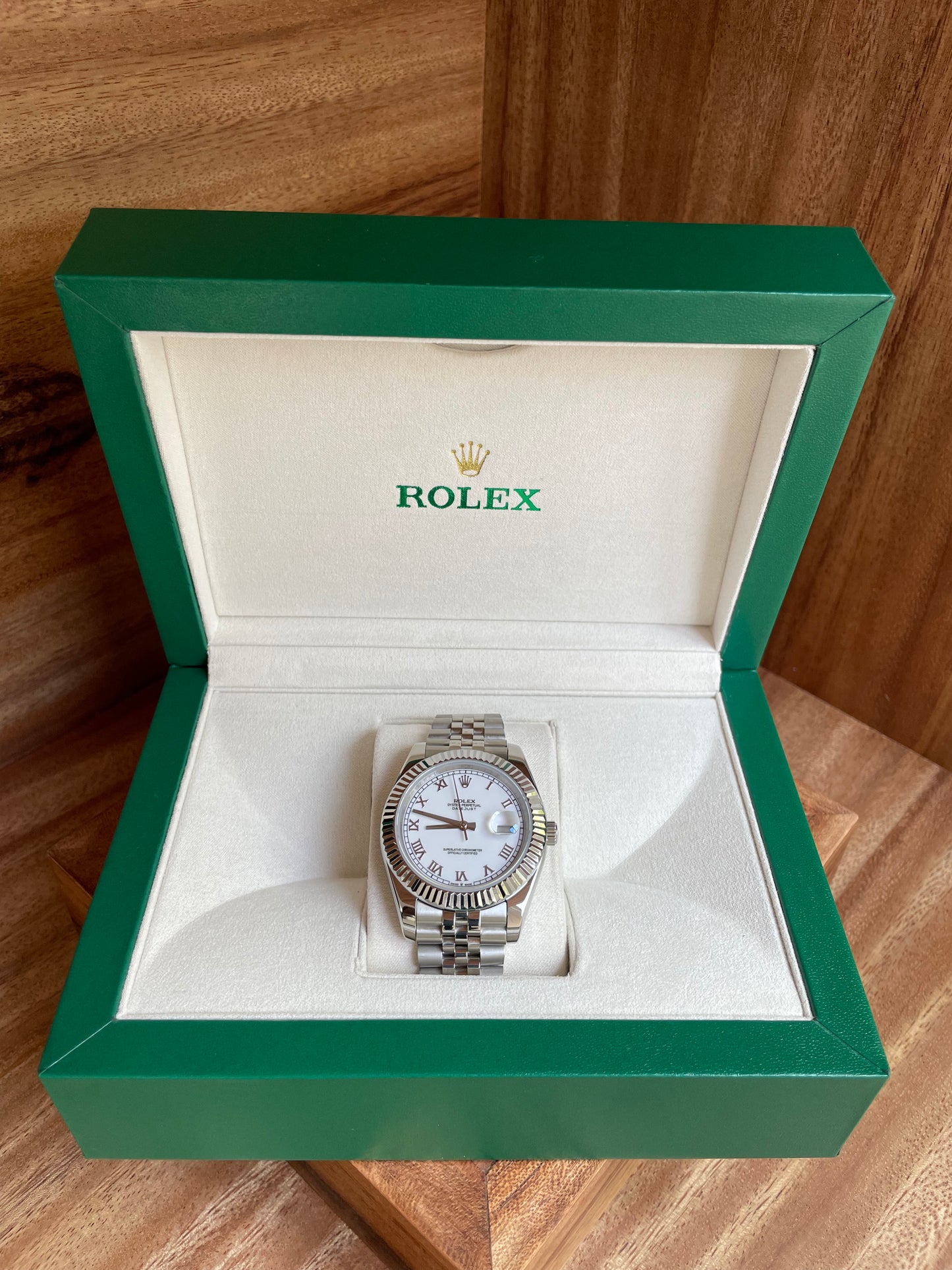 Rolex - Datejust Oyster Perpetual White