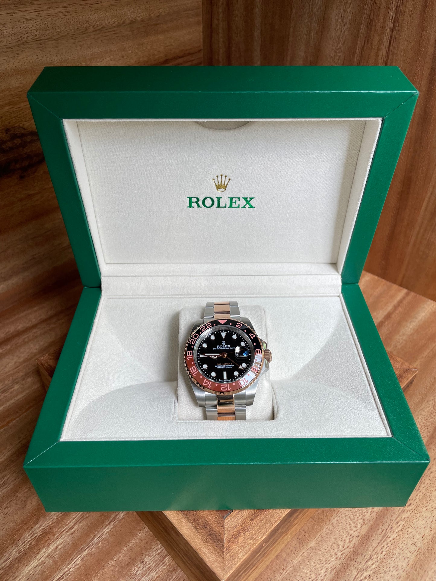 Rolex - GMT Master II Rootbeer (Two Tone)