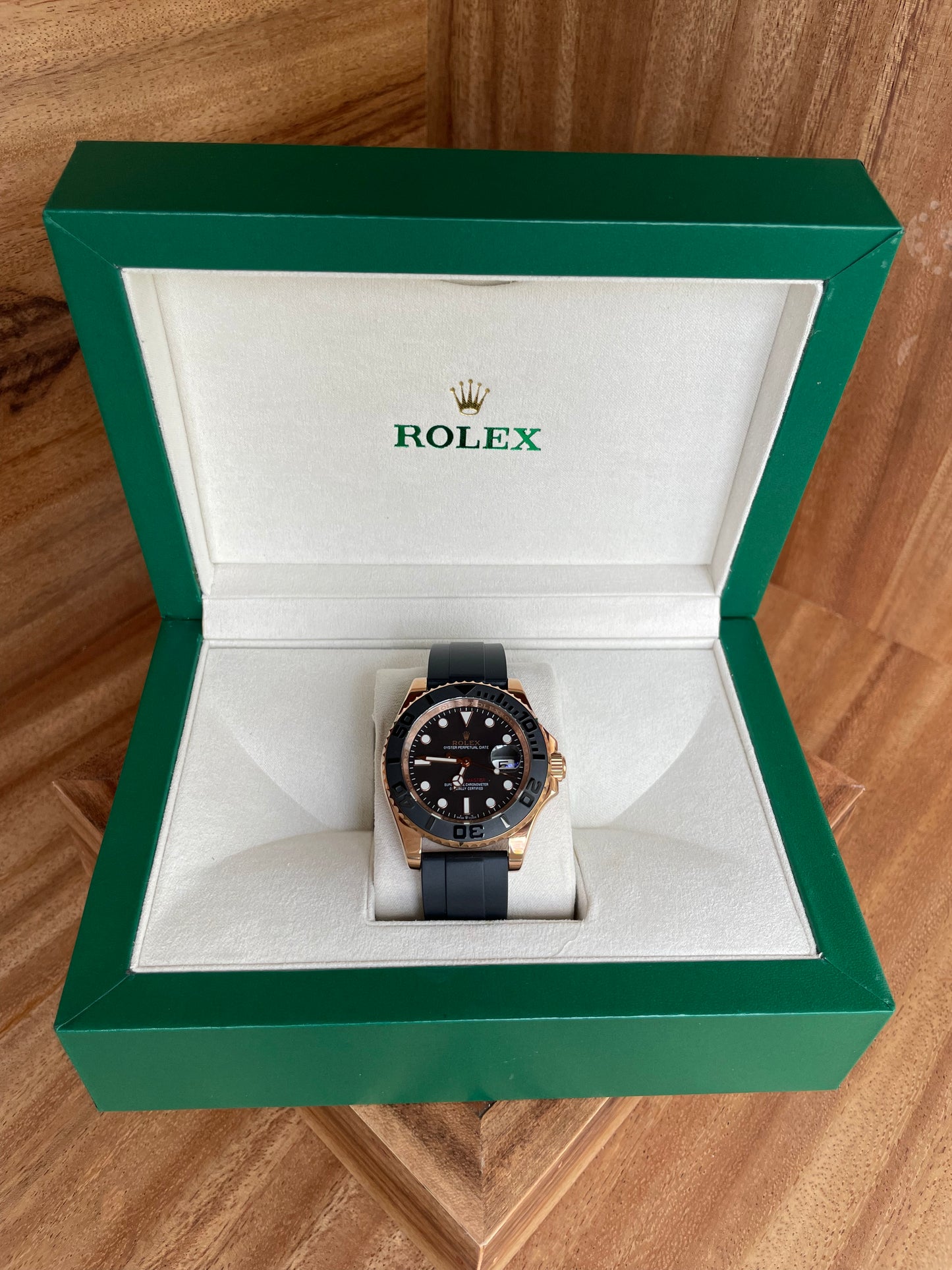 Rolex - Yacht Master Oysterflex Rose Gold (Date)