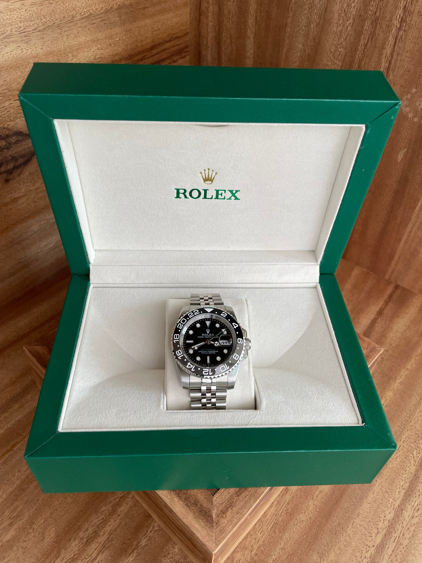 Rolex - GMT Master II Bruce Wayne (Jubilee)