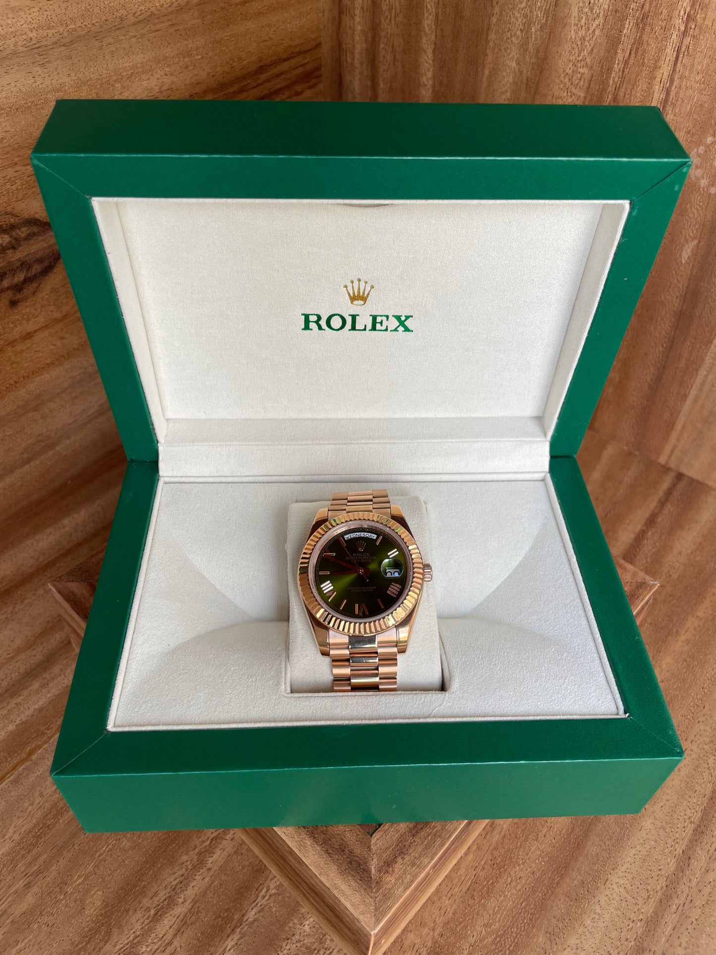 Rolex - Day Date Oyster Perpetual Rose Gold