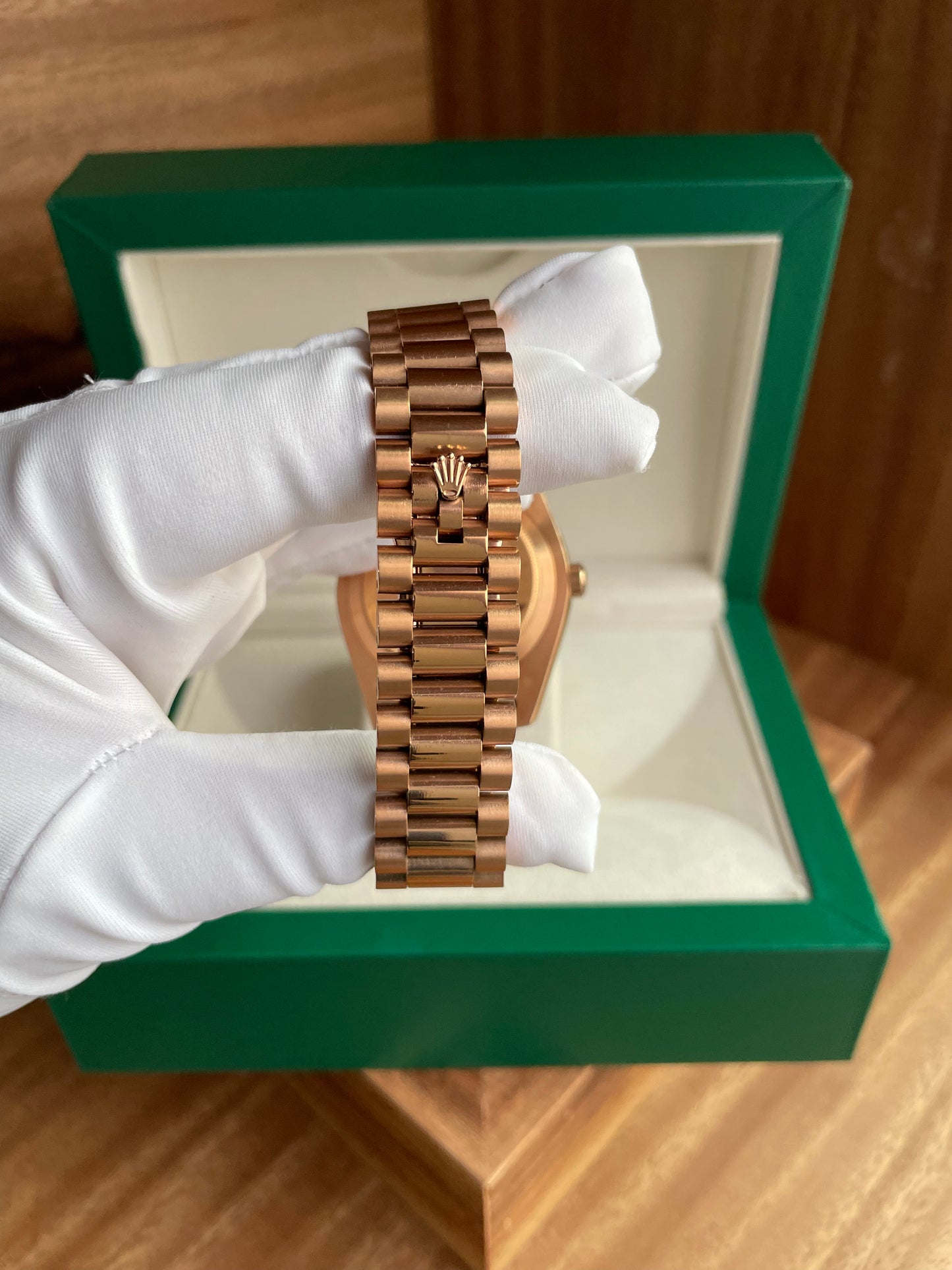 Rolex - Day Date Oyster Perpetual Rose Gold